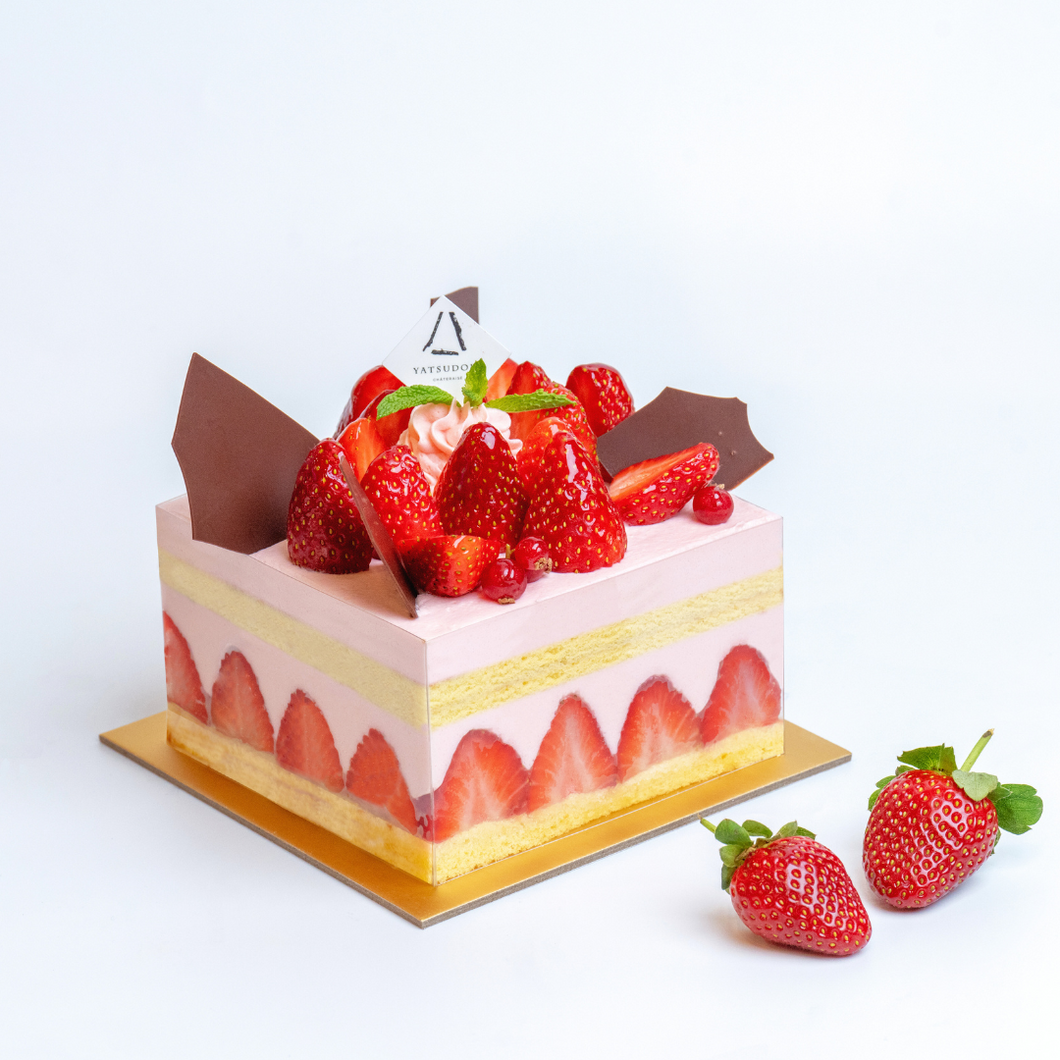 Special Strawberry Shortcake Whole 12cm