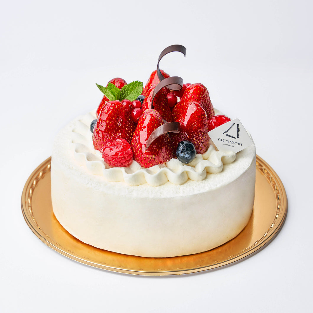 Special Strawberry Whole cake 17cm